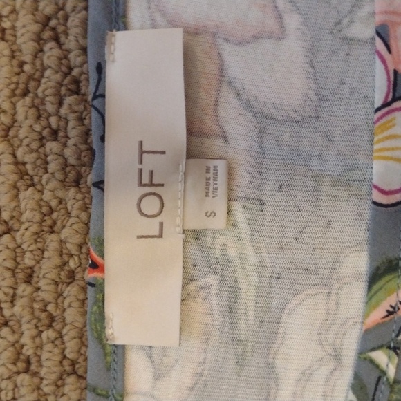 LOFT Floral Blouse - Picture 2 of 9
